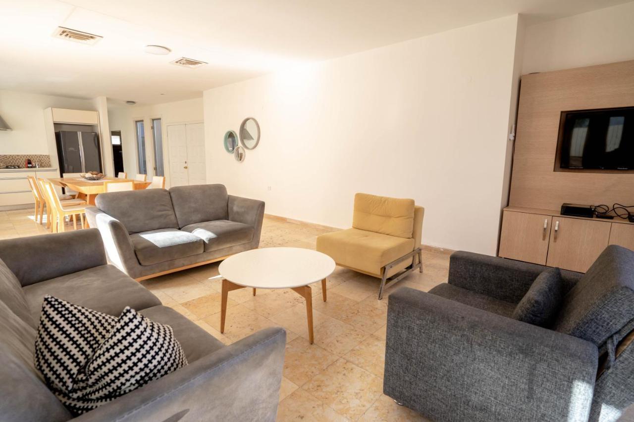 Or - Heated Pool Villa Eilat